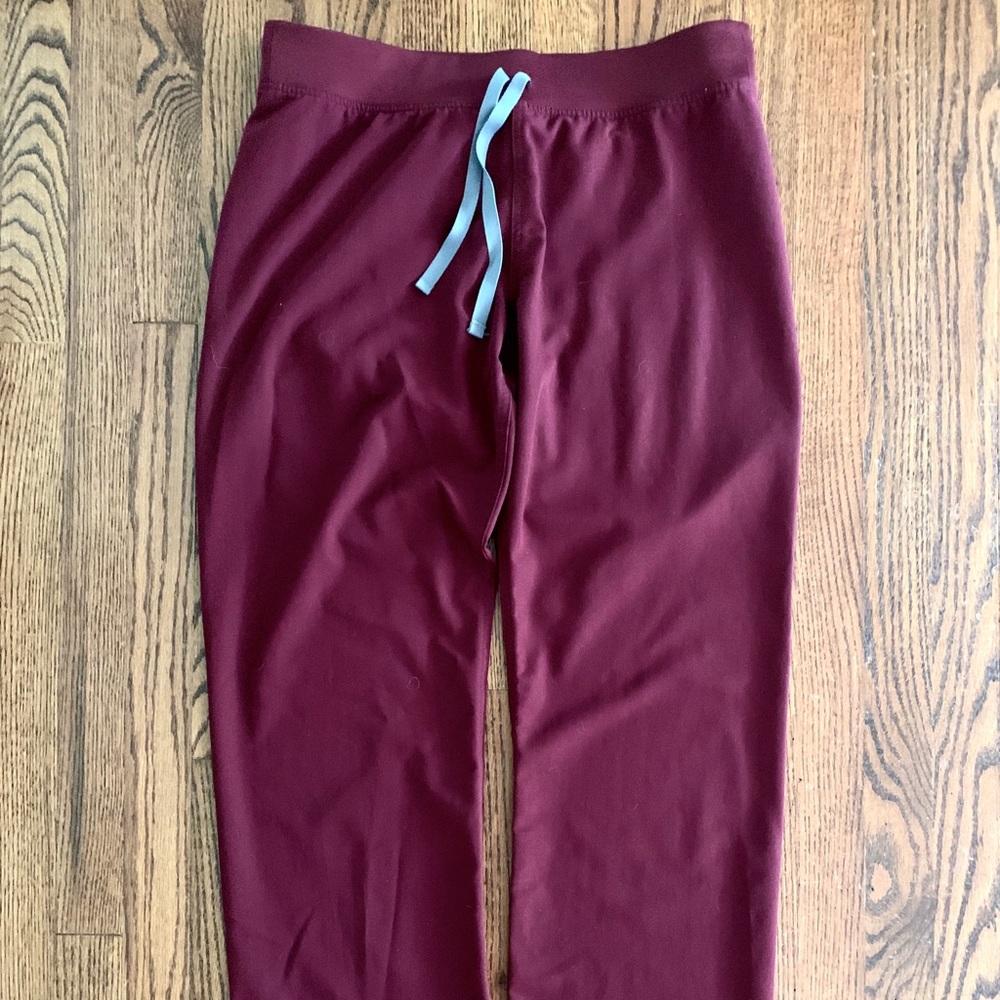 FIGS Livingston Pants- Burgundy
